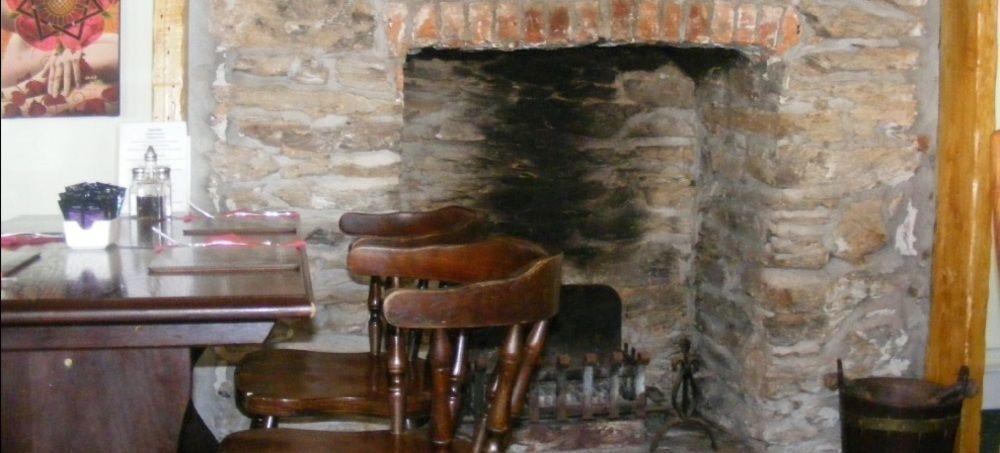Harbour Moon Inn Looe Bagian luar foto